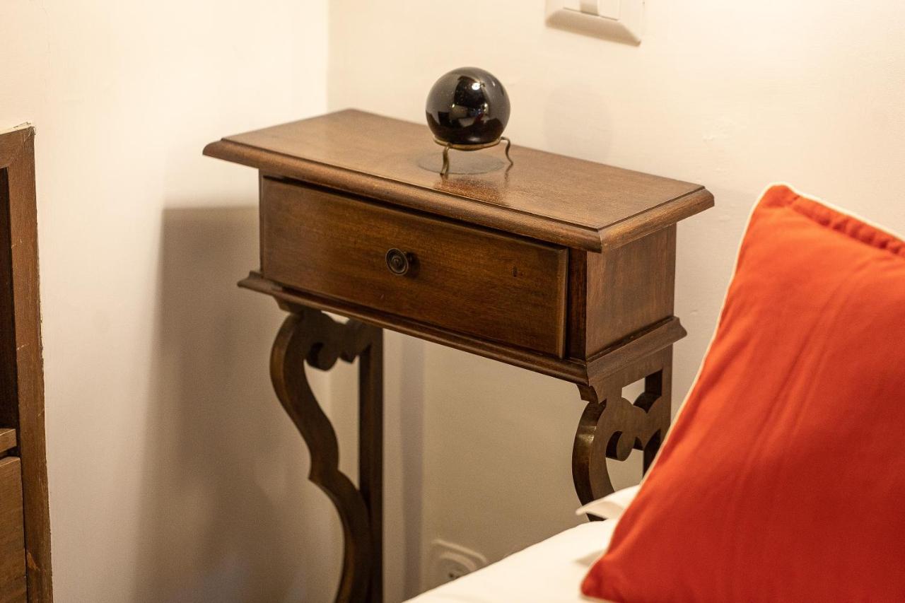 Amazing Historical Apartment - Jewish Ghetto Рим Экстерьер фото